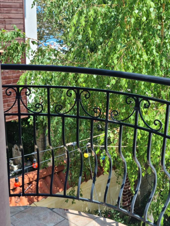 Vromos Guest House Chernomorets Exterior photo
